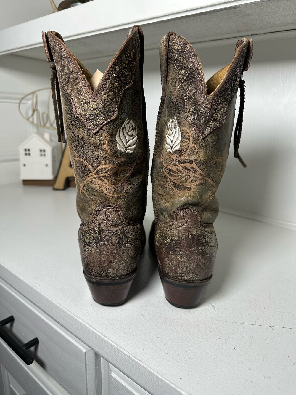 Shyanne Cowboy Boots Womens 8.5 Brown Crackle Leather Rose Embroidered Western - Picture 6 of 9
